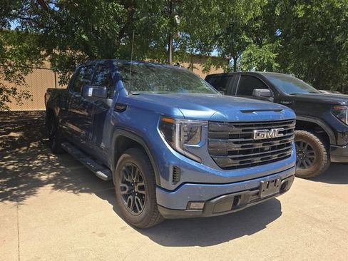 Used 2026 GMC Sierra 1500 Elevation w/ Elevation Premium Package AWD/4WD image 3