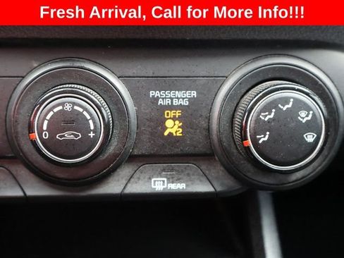 Used 2022 Kia Forte LXS w/ LXS Technology Package FWD image 25