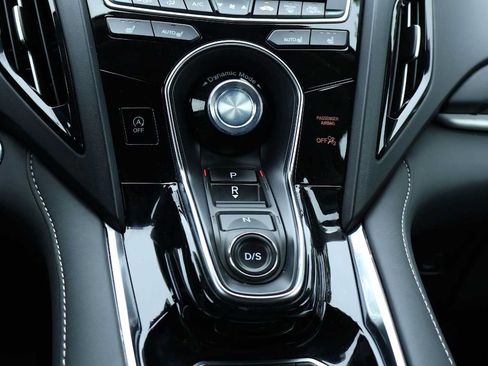 Certified 2023 Acura RDX FWD w/ Technology Package image 17