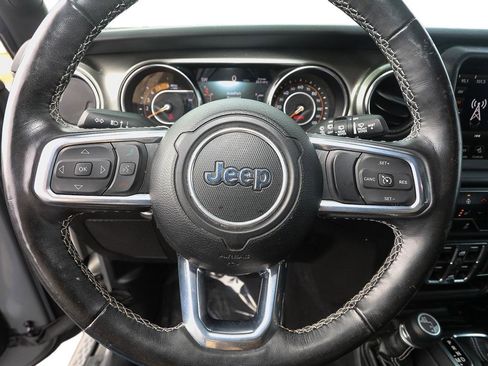 Used 2023 Jeep Wrangler Sahara w/ Cold Weather Group image 15