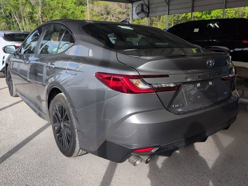 Used 2025 Toyota Camry SE w/ Multimedia Upgrade Package image 3