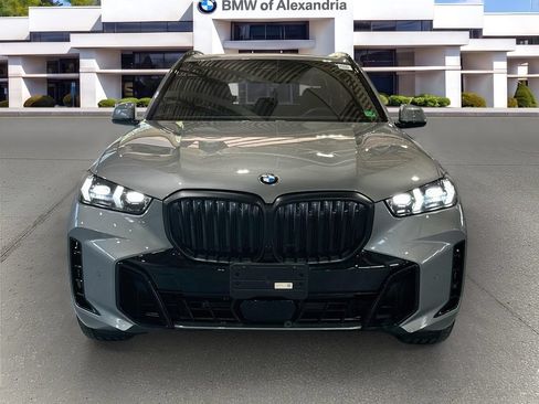 Used 2026 BMW X5 xDrive40i w/ M Sport Package AWD/4WD image 2