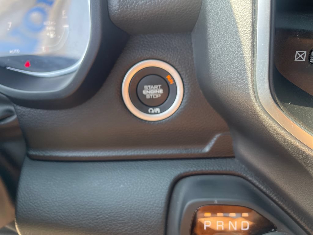 Used 2025 RAM 1500 Big Horn AWD/4WD image 21