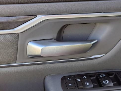 Used 2019 RAM 1500 Big Horn AWD/4WD image 13