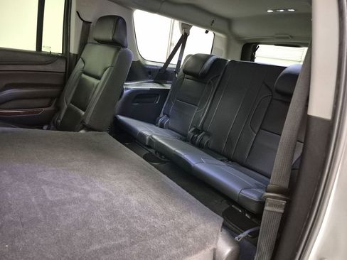 Used 2019 GMC Yukon XL SLT w/ Open Road Package image 26