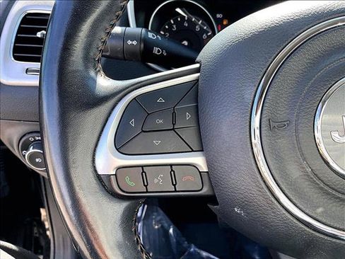 Used 2019 Jeep Compass Latitude w/ Popular Equipment Group image 18