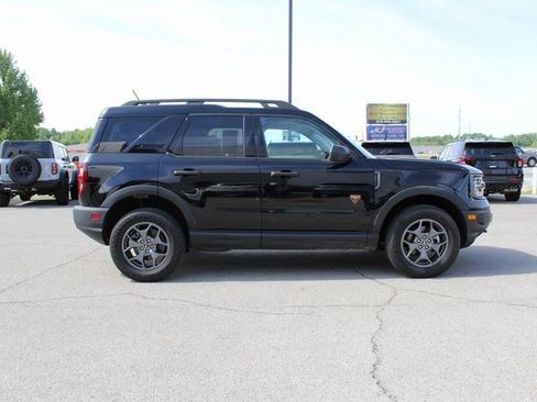 Used 2023 Ford Bronco Sport Badlands image 6