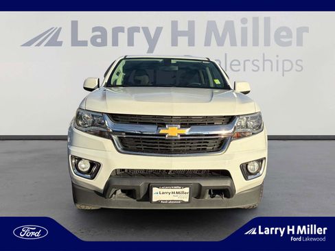Used 2016 Chevrolet Colorado LT w/ LT Convenience Package image 8