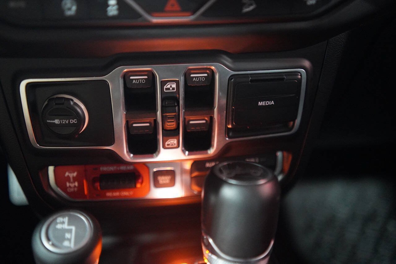 Used 2018 Jeep Wrangler Unlimited Rubicon AWD/4WD image 77