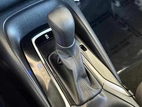 Used 2023 Toyota Corolla LE FWD image 19