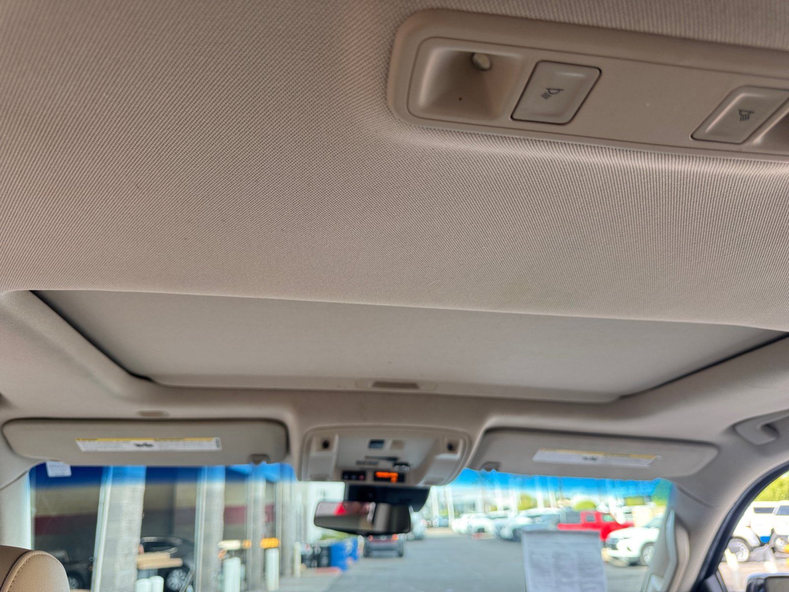 Used 2020 Cadillac Escalade ESV Luxury AWD/4WD image 32