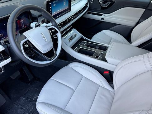 New 2026 Lincoln Aviator Reserve AWD/4WD image 8