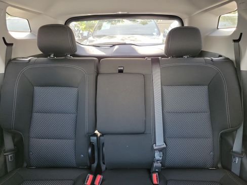 Used 2023 GMC Terrain SLE FWD image 14