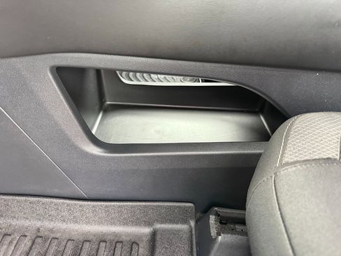 Used 2024 Nissan Pathfinder SV w/ SV Premium Package image 23