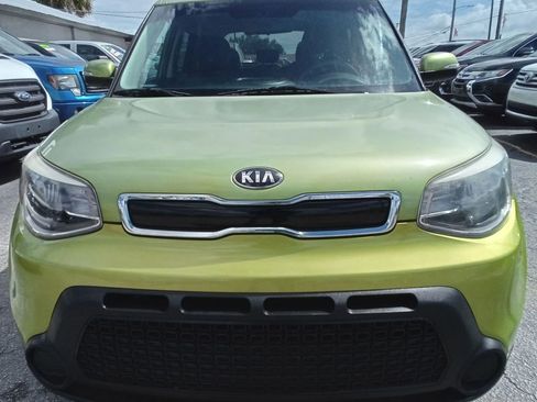Used 2014 Kia Soul + FWD image 3