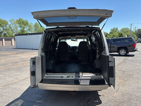Used 1998 Chevrolet Astro AWD image 18