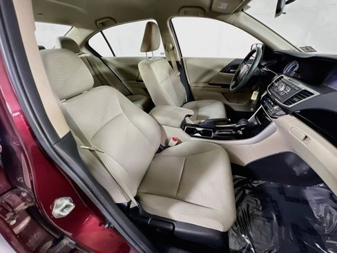 Used 2017 Honda Accord LX image 25