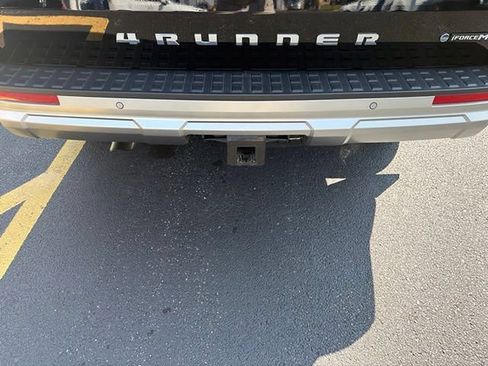 Certified 2025 Toyota 4Runner Limited AWD/4WD image 18