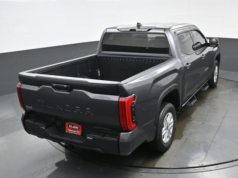 Used 2022 Toyota Tundra SR5 w/ SR5 Convenience Package image 35
