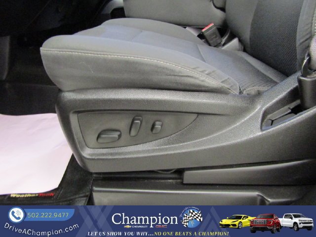 Used 2017 Chevrolet Silverado 1500 LT w/ All Star Edition AWD/4WD image 20