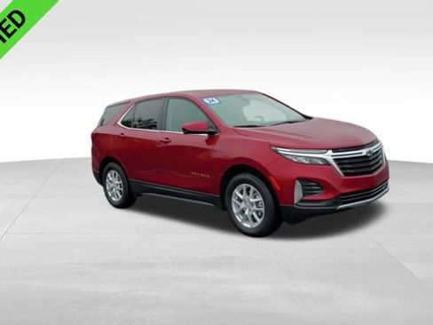 Certified 2024 Chevrolet Equinox LT w/ LPO, Floor Liner Package image 3