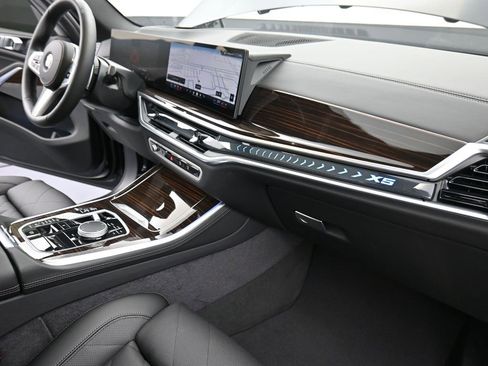 Used 2026 BMW X5 xDrive40i w/ M Sport Package image 20