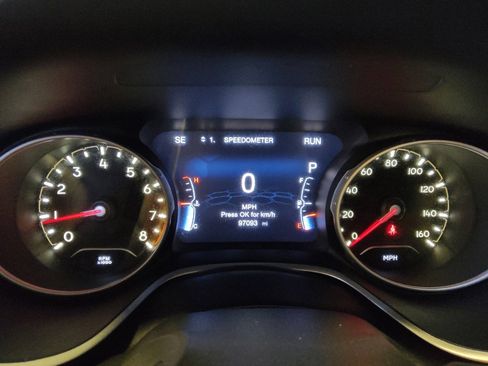 Used 2018 Jeep Compass Sport w/ Tech Group AWD/4WD image 23