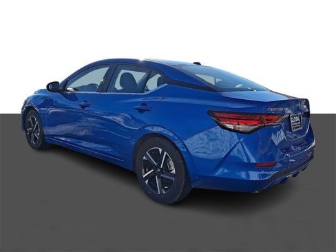 Used 2025 Nissan Sentra SV image 5