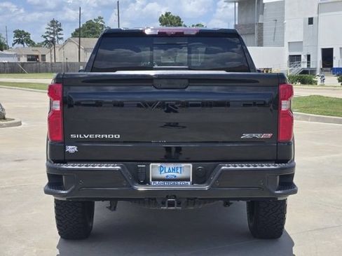 Used 2024 Chevrolet Silverado 1500 ZR2 w/ Technology Package AWD/4WD image 5