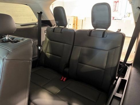 New 2025 Ford Explorer Active w/ Active Comfort Package image 25