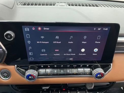 Certified 2024 GMC Canyon AT4 w/ AT4 Premium Package image 3