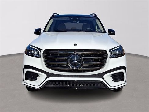 Certified 2026 Mercedes-Benz GLS 450 4MATIC image 2