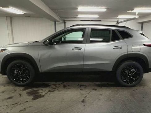 New 2026 Chevrolet Trax LT w/ Driver Confidence Package FWD image 5