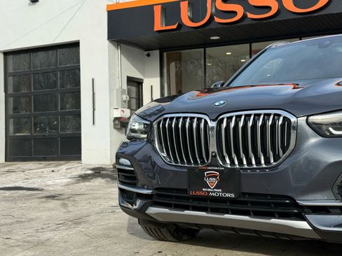 Used 2020 BMW X5 xDrive40i w/ Convenience Package image 44