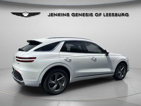 Used 2026 Genesis GV70 2.5T Select image 5