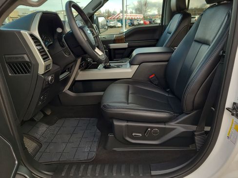 Used 2018 Ford F150 Lariat w/ Equipment Group 502A Luxury image 19