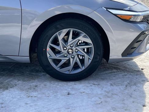 New 2026 Hyundai Elantra Blue image 6