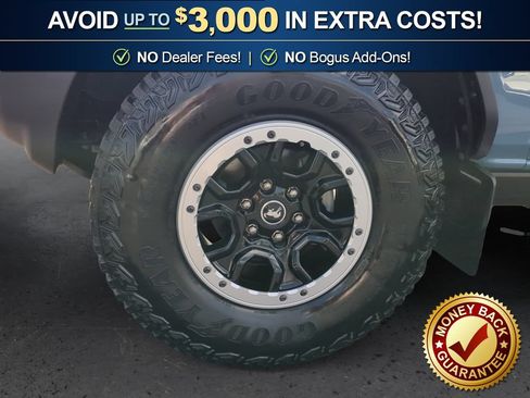 Certified 2023 Ford Bronco Big Bend w/ Sasquatch Package AWD/4WD image 13