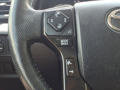 Used 2024 Toyota 4Runner TRD Off-Road Premium w/ Moonroof Package AWD/4WD image 28