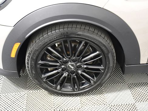 Used 2022 MINI Cooper S w/ Premium Package FWD image 11