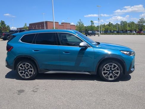 Used 2024 BMW X1 xDrive28i w/ Technology Package AWD/4WD image 3