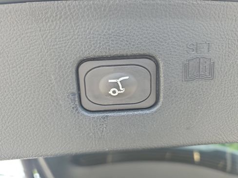 Used 2022 Ford Edge SEL w/ Convenience Package AWD/4WD image 13