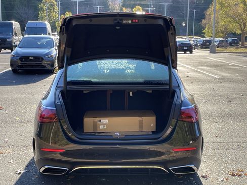 New 2026 Mercedes-Benz E 350 Sedan image 8