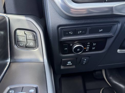 Used 2024 Ford F150 Lariat AWD/4WD image 27