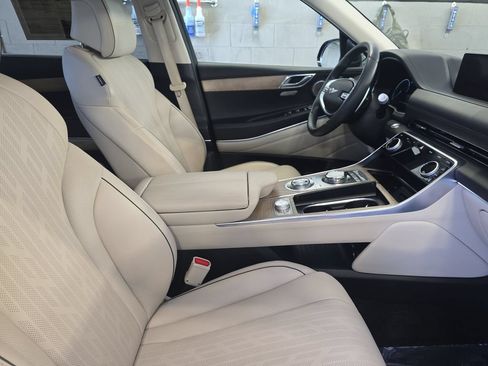 Used 2023 Genesis GV80 2.5T w/ Prestige 20" Package AWD/4WD image 11