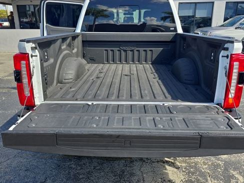 Used 2024 Ford F250 Lariat w/ Lariat Ultimate Package image 5