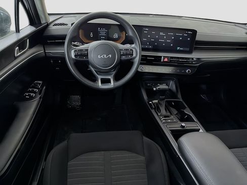 Used 2025 Kia K5 LXS FWD image 23