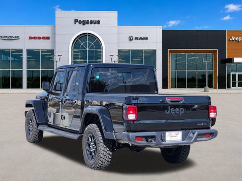 New 2026 Jeep Gladiator Sport AWD/4WD image 5