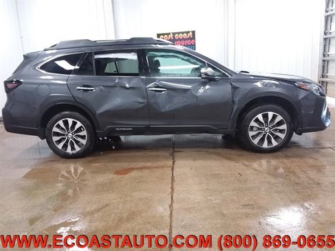 Used 2023 Subaru Outback Touring XT image 2