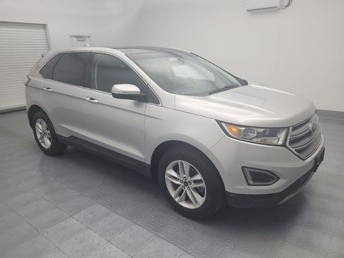 Used 2017 Ford Edge SEL w/ Equipment Group 201A AWD/4WD image 11